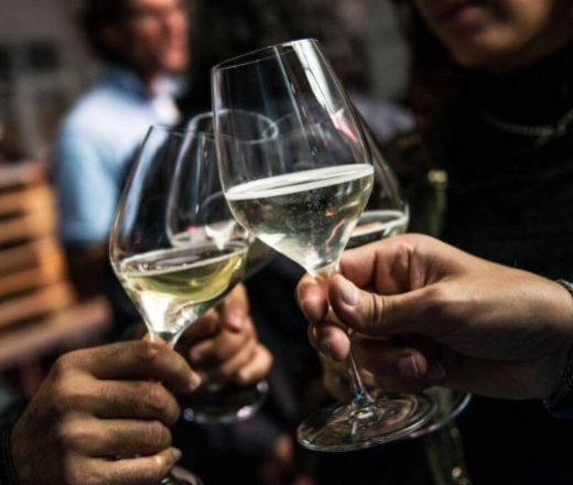 Cum să servești și să bei Prosecco
